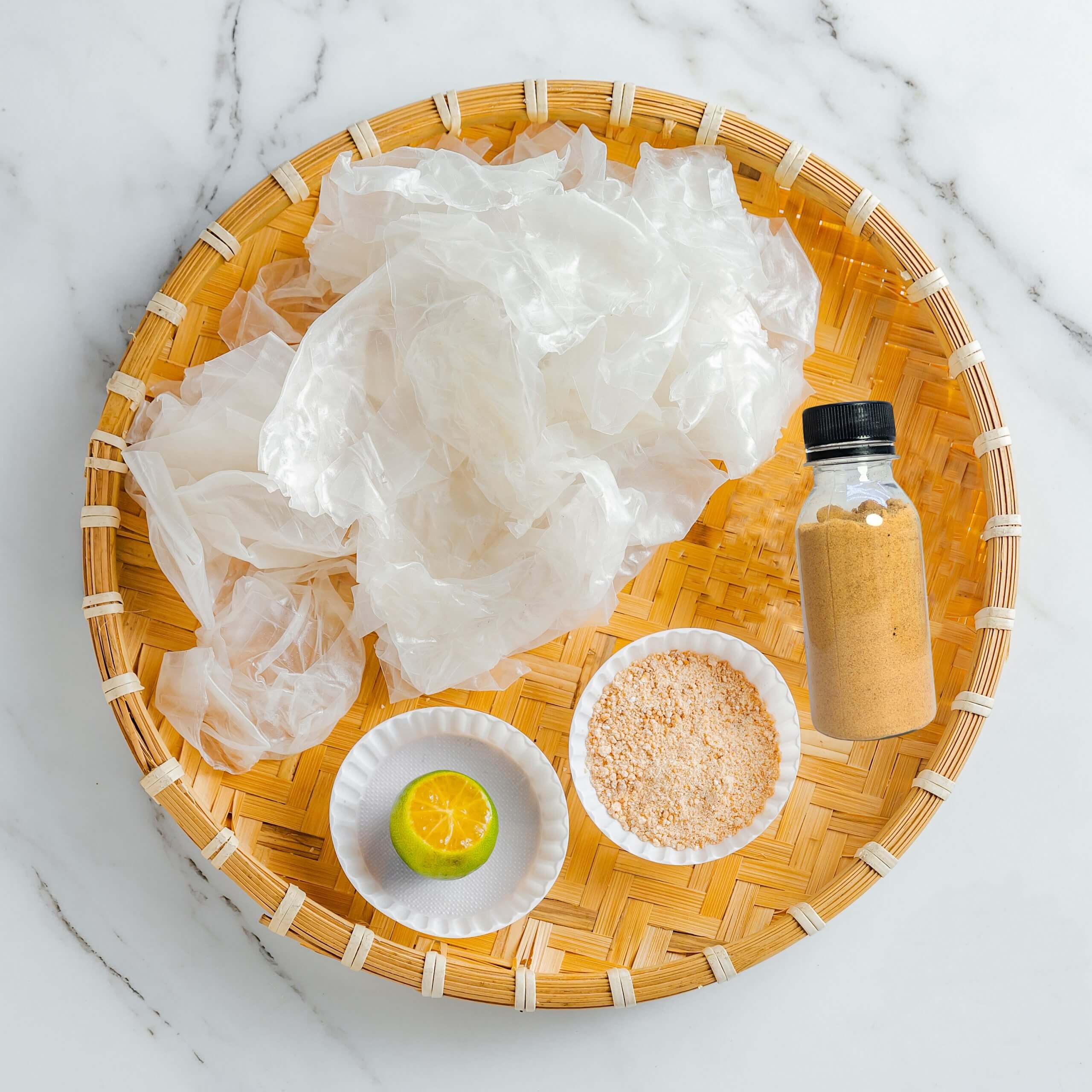 Bánh tráng phơi sương me bơ