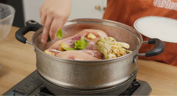 Hấp cách thủy gà
