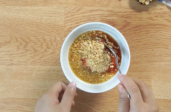 Pha nước sốt theo tỉ lệ chuẩn