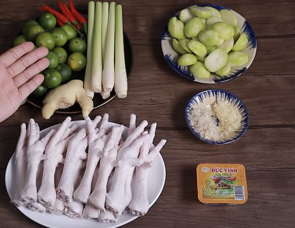Nguyên liệu cần chuẩn bị cho món chân gà sốt thái chua cay