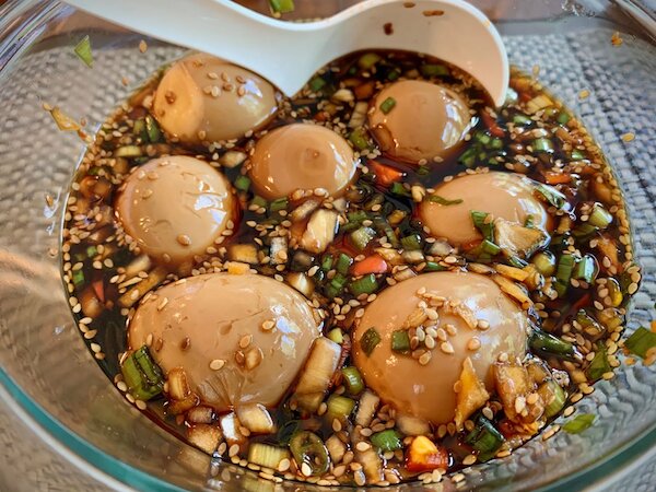 Mẹo ăn trứng ngâm tương không tích mỡ